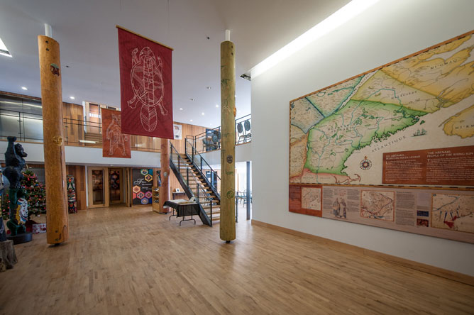 Large map showing the territories occupied by various Aboriginal peoples, presented in the lobby of the Musée des Abénakis.